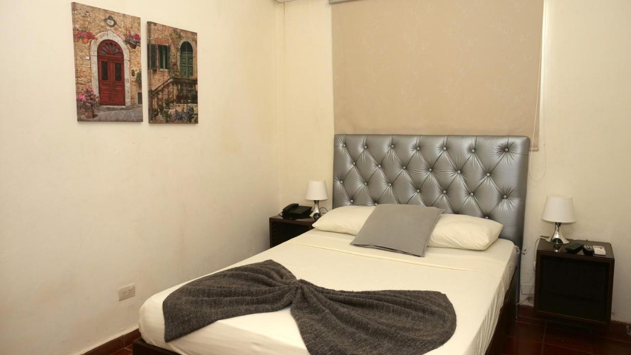 Hotel Alcaldeza - Garden House Maria Guadalupe Santo Domingo Dış mekan fotoğraf