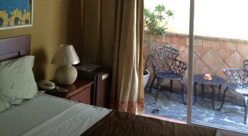 Hotel Alcaldeza - Garden House Maria Guadalupe Santo Domingo Dış mekan fotoğraf